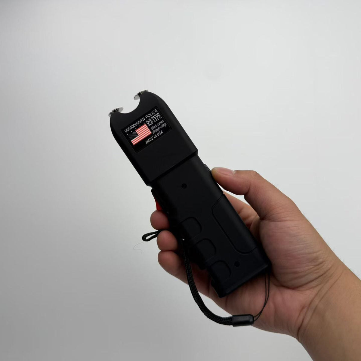 🔥15% OFF|US928 Model Portable Hand‑Held Multi‑Purpose EDC Safety Device With Bright Built‑in Flashlight For Daily & Outdoor Use