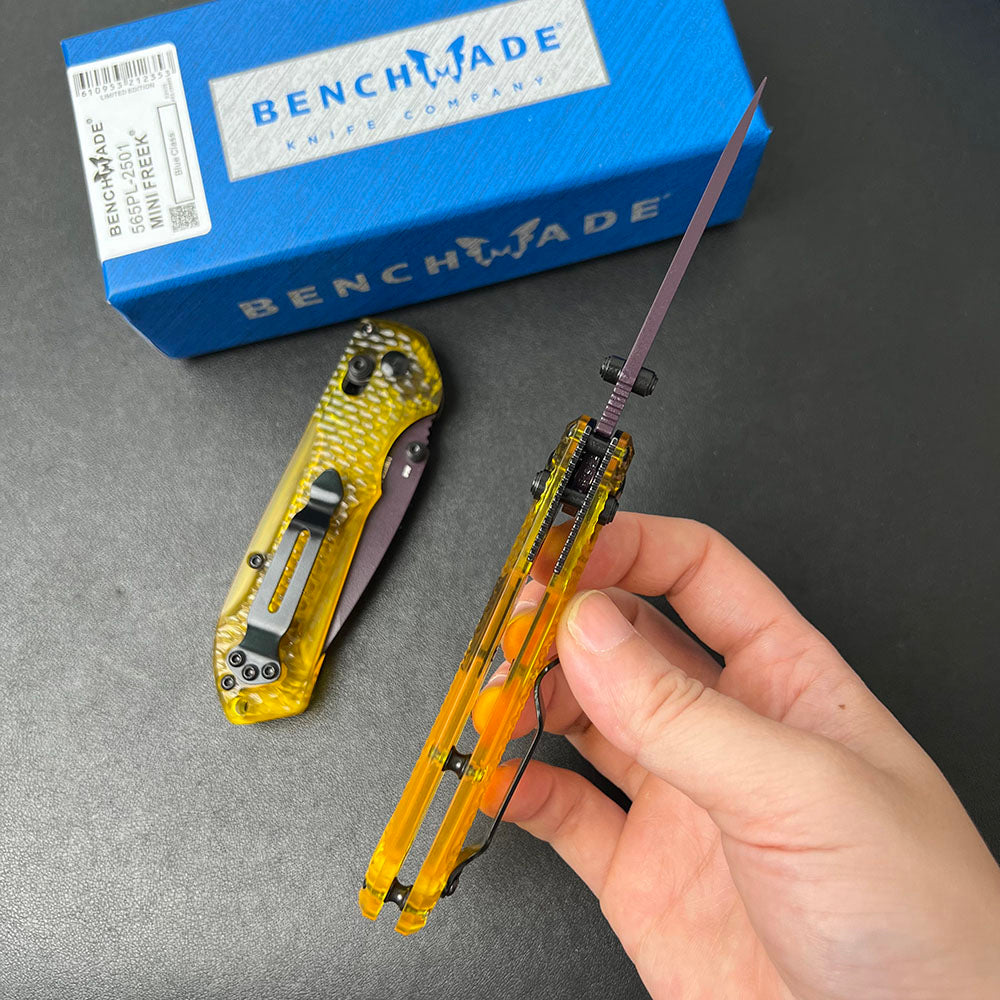Benchmade Mini Freek 565PL-2501 Folding Knife – Hammered Transparent PEI Handle