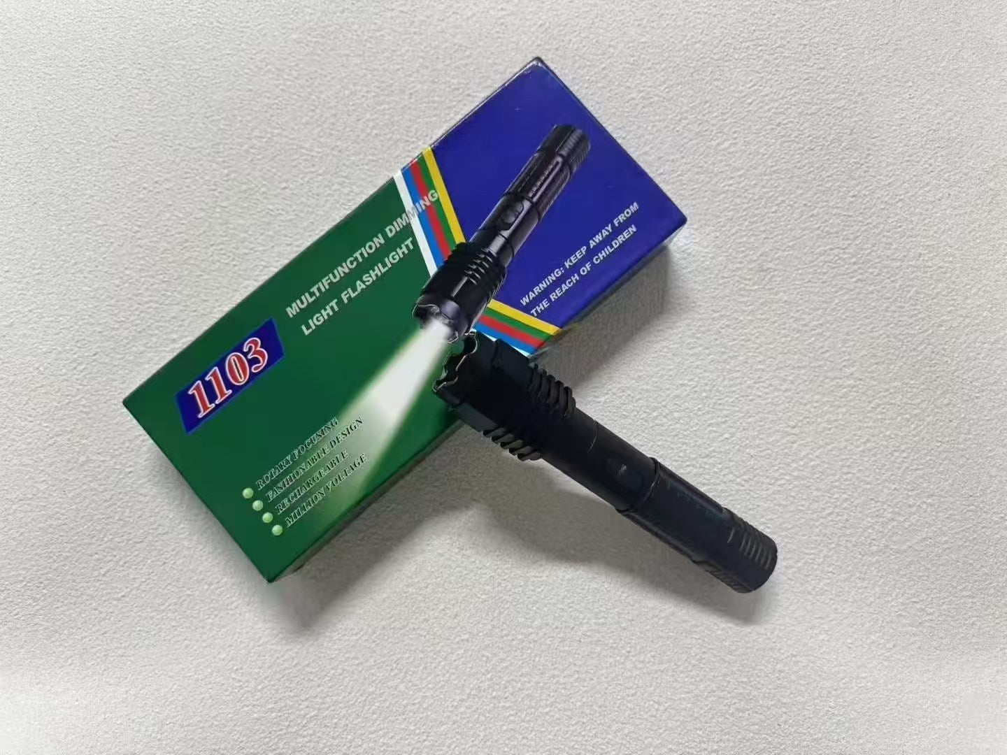 🔥1103 High-powered flashlight [Celebration]