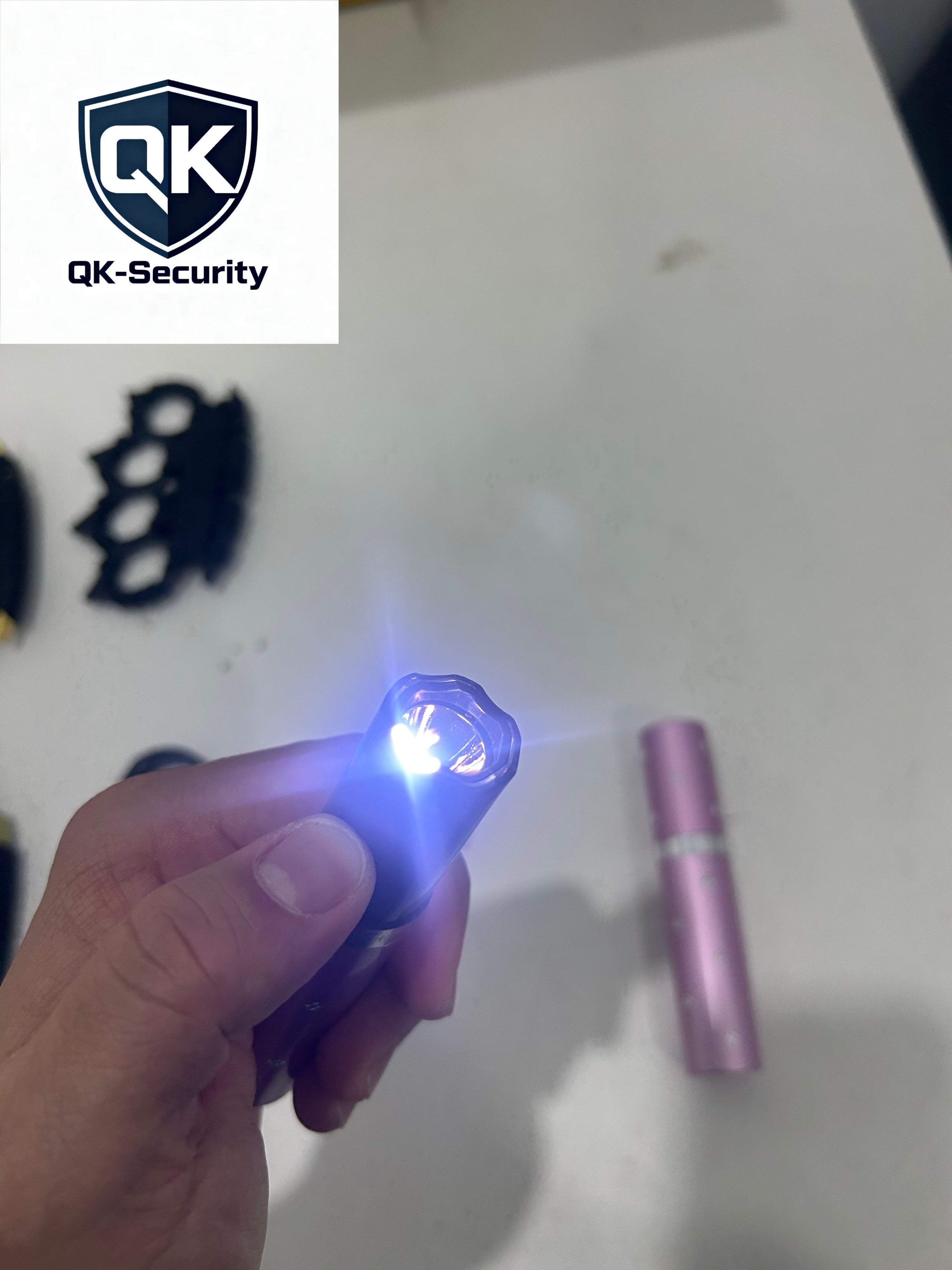 Buy 5 get 2 free！Portable Stun Gun Flashlight Combo, Personal Safety Self Defense Weapon for Outdoor & Daily Use